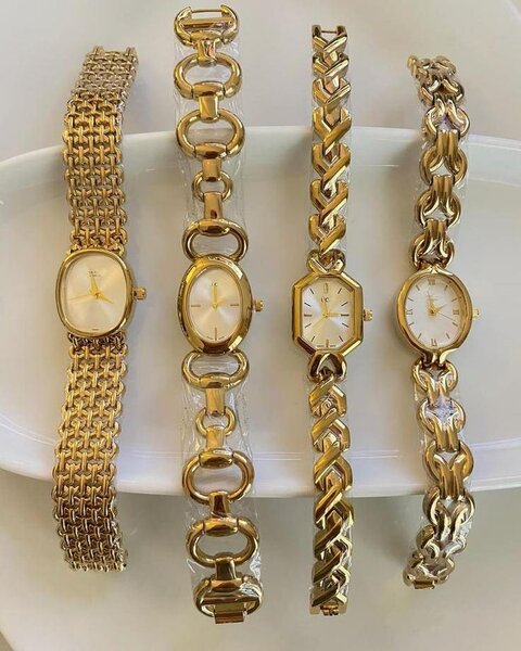 Montres Dorées Élégantes Femme