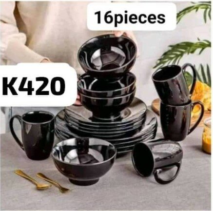 Set of cups and plates 16 pieces