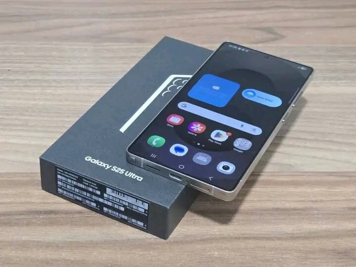 Galaxy S25 Ultra Smartphone
