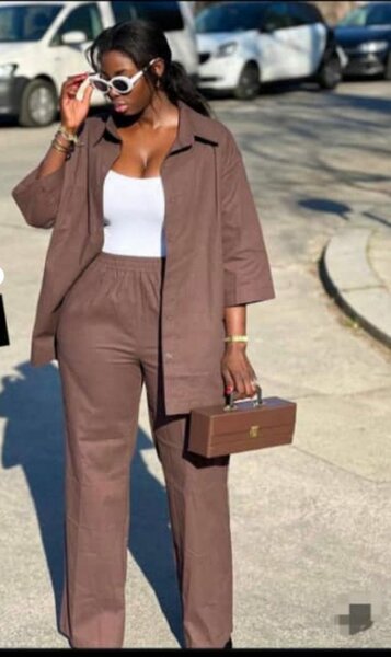 Ensemble pantalon marron élégant