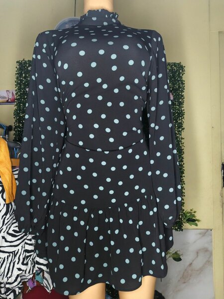 Robe à pois élégante