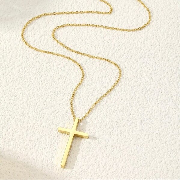 Elegant Gold Cross Necklace