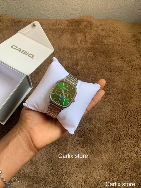 Montre Verte en Acier Inoxydable