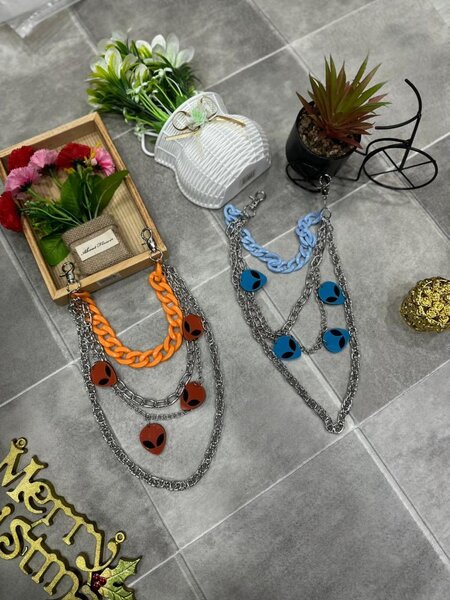 Chaînes au pantalon