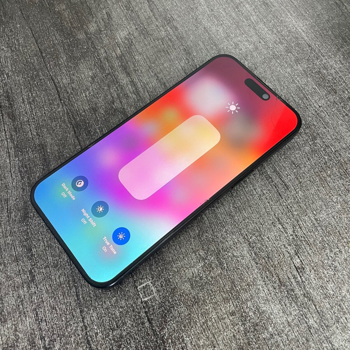 iPhone 15 pro max 256gb battery 100% cycle count 56