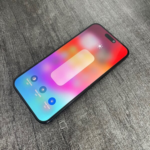 iPhone 15 pro max 256gb battery 100% cycle count 56