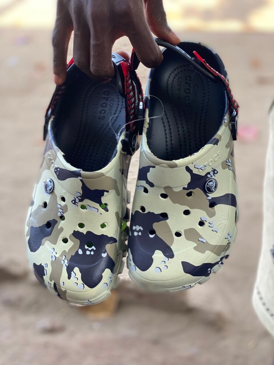 Sabots crocs à motif