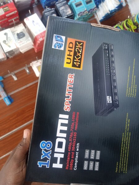 HDMI splitter 8 ports