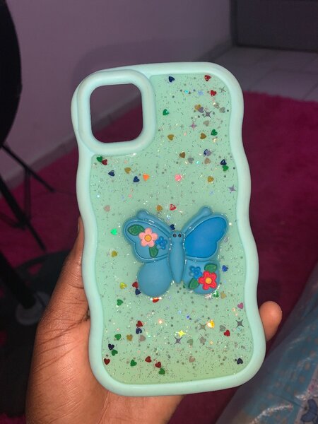 Coque pour iPhone avec papillon