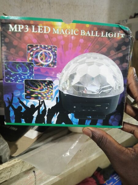 Ampoule intelligente rotatif