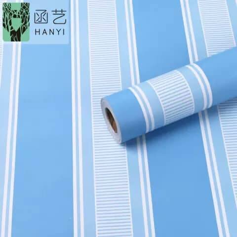 Papier peint bleu rayé