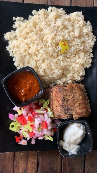 Couscous avec poisson et légumes
