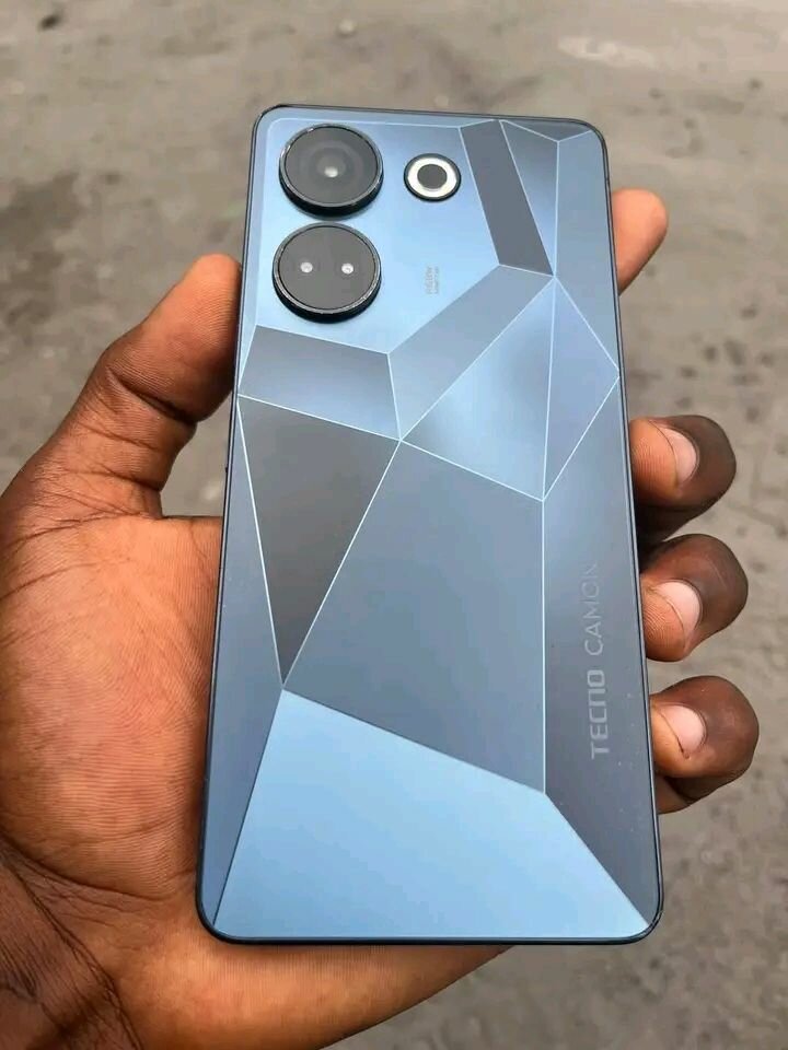 Tecno Camon 20 Smartphone