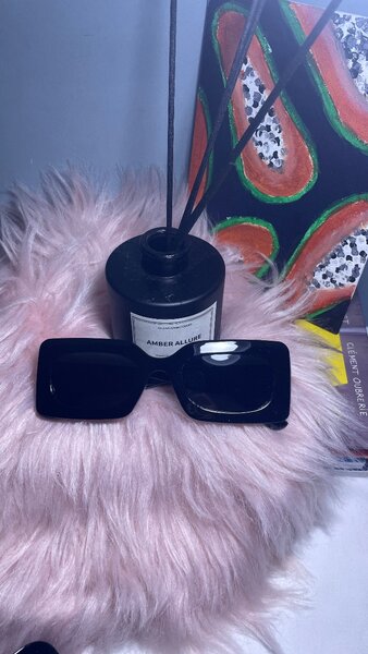 Lunettes de soleil rectangulaires élégantes