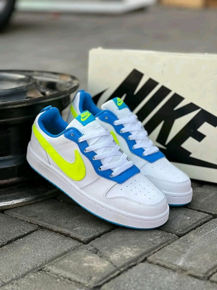 NIKE Court Vision