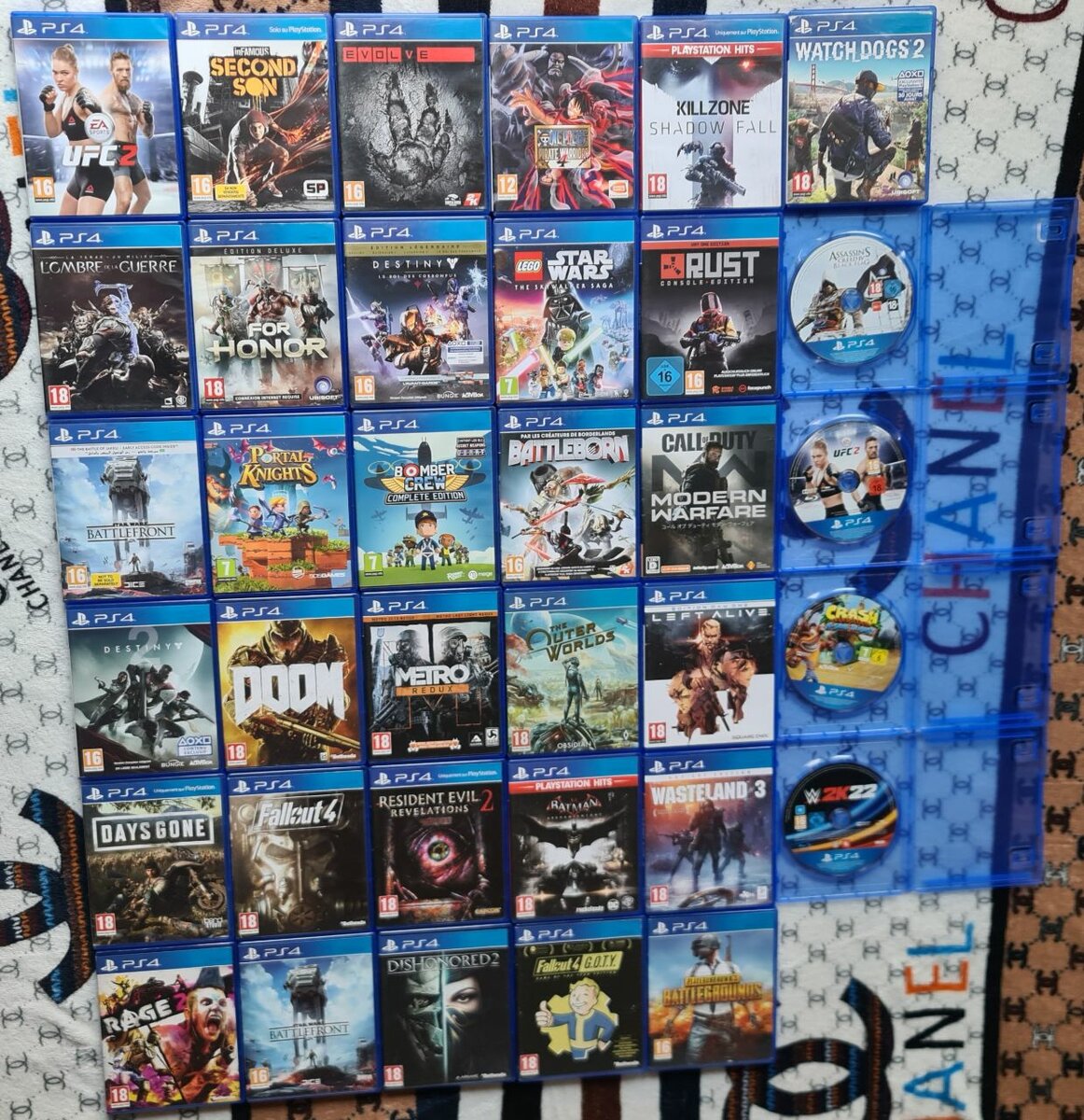 CD PS4 je fais l'unité à 8 000