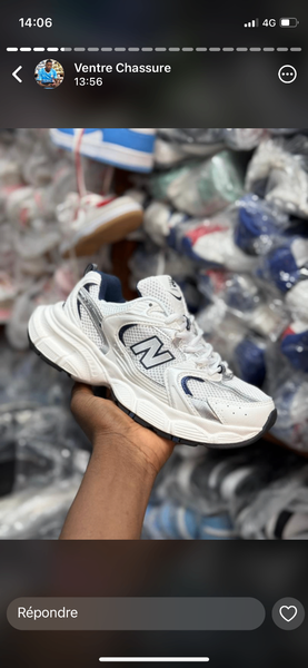 Baskets de course blanches homme