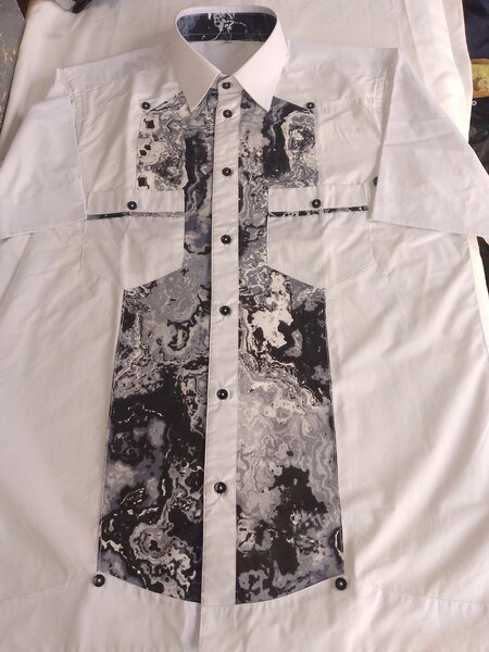 Chemise élégante à motifs