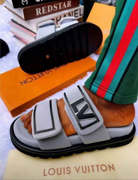 Louis Vuitton Slippers