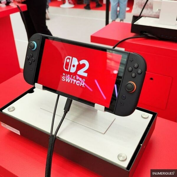 Nintendo Switch OLED Model