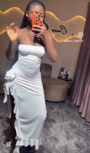 Robe bustier blanche élégante