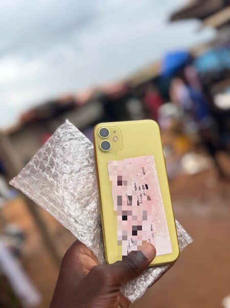 Smartphone Jaune Débloqué