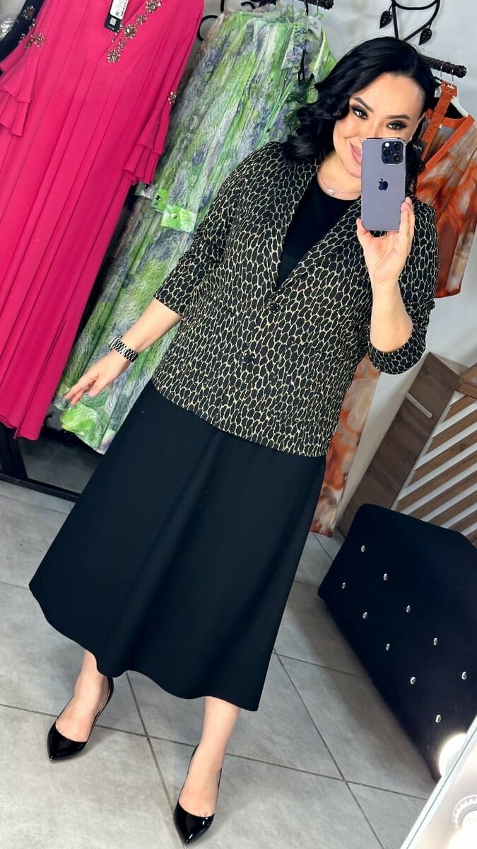 Пиджак с платьем из трикотажа