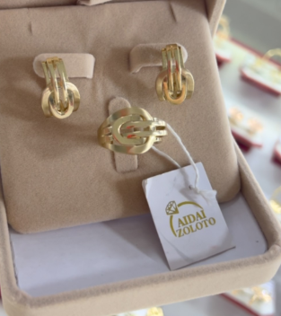 Шикарный комплект из золота🤩🤩🤩