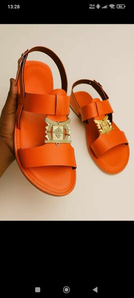 Sandales aux motifs africains