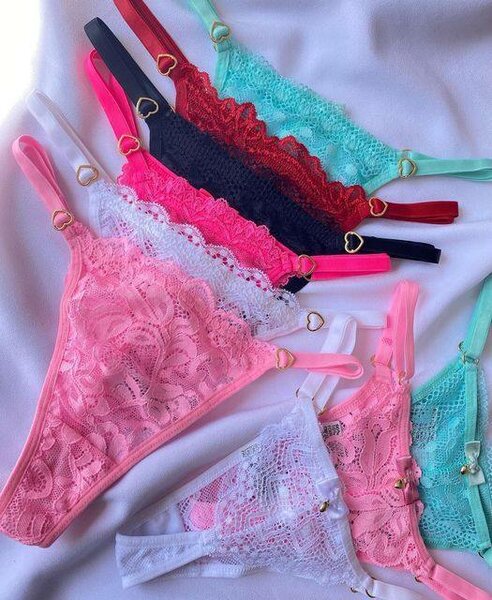 Ensemble de Strings en Dentelle