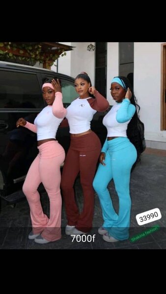 Robe Évasée sans Bretelles Élégante