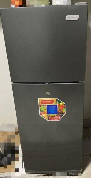 Réfrigérateur à deux portes moderne