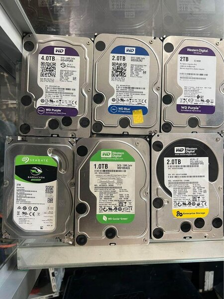Disque dur sata 3.5_  2Tera