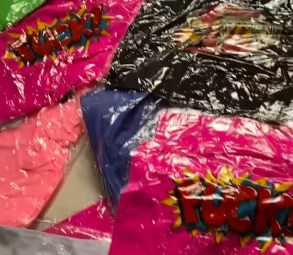 T-shirt graphique tendance