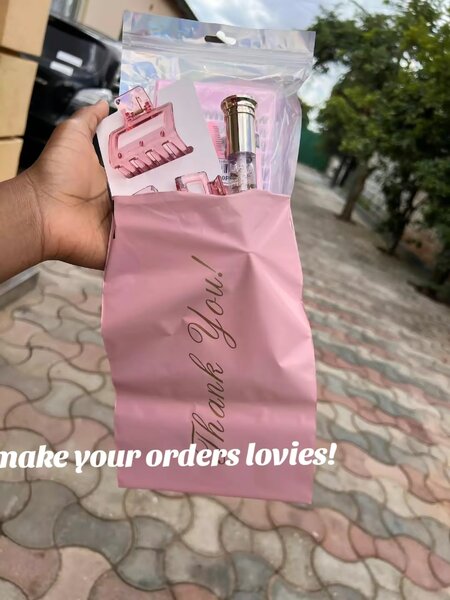 Accessories and lip gloss