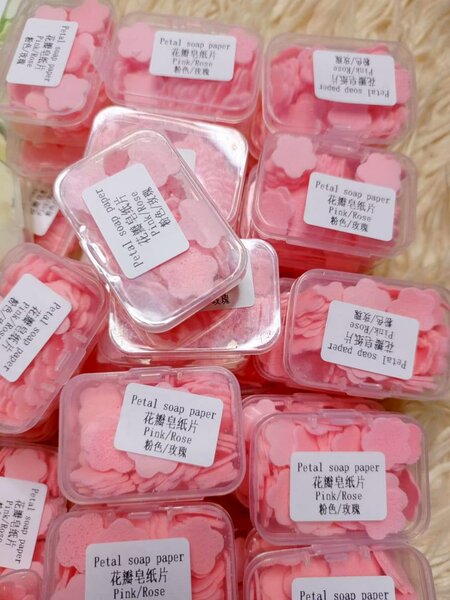 Pétales de Papier Savon