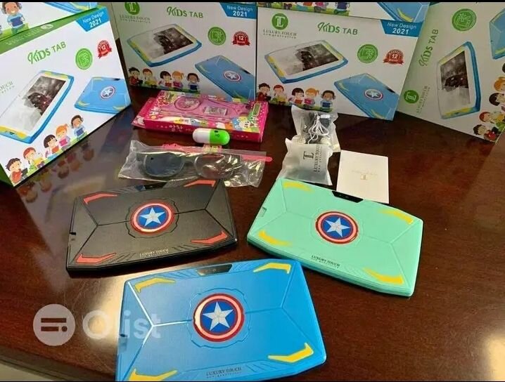 Tablette Éducative W8