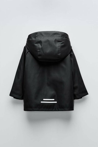 Непромокаемая куртка от ZARA