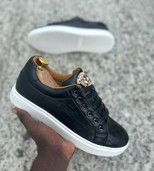 Chaussures de sport en cuir élégantes