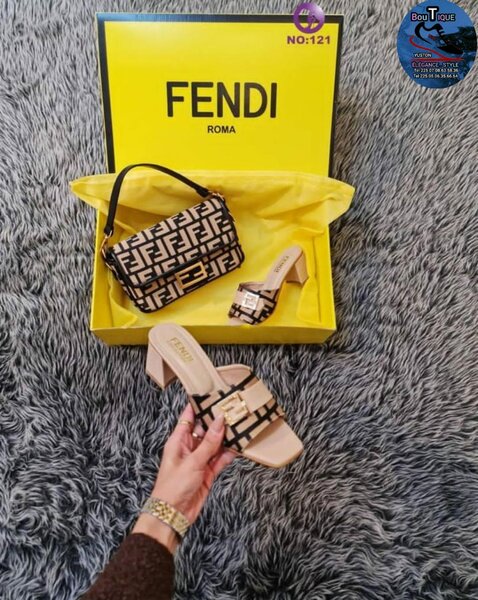 Ensemble sandale et sac Fendi