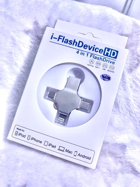 CLÉ USB 4 en 1 64gigas