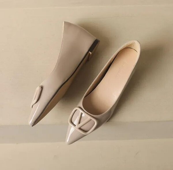 Lady pumps