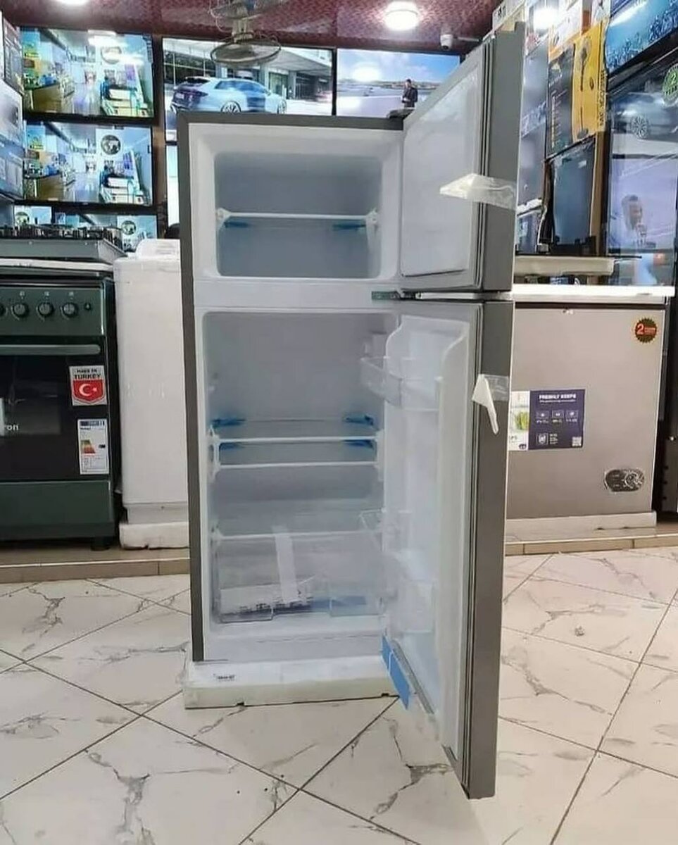 HISENSE TOP FREEZER