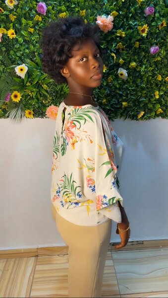 Top fleuri ample femme