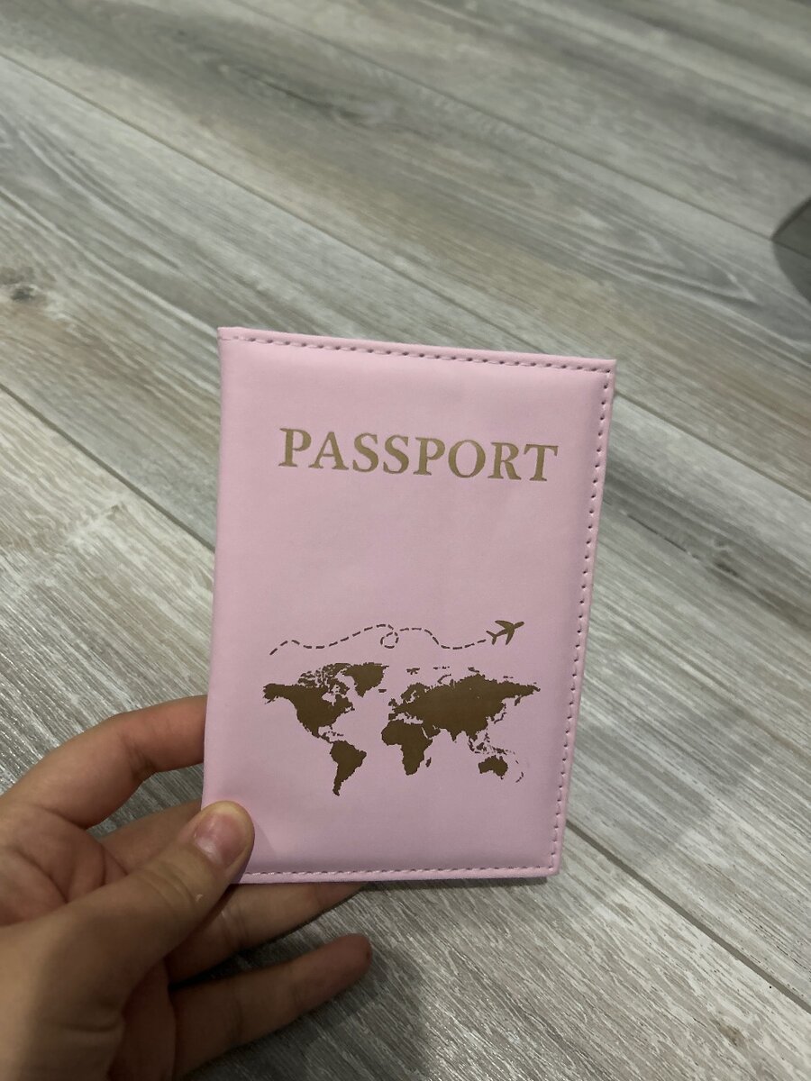 Очки по 200 сом . Паспорт 100 сом . Чехол 14pro 150