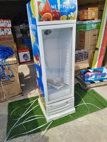 WESTPOOL SHOWCASE / DISPLAY FRIDGE 198 LITRES