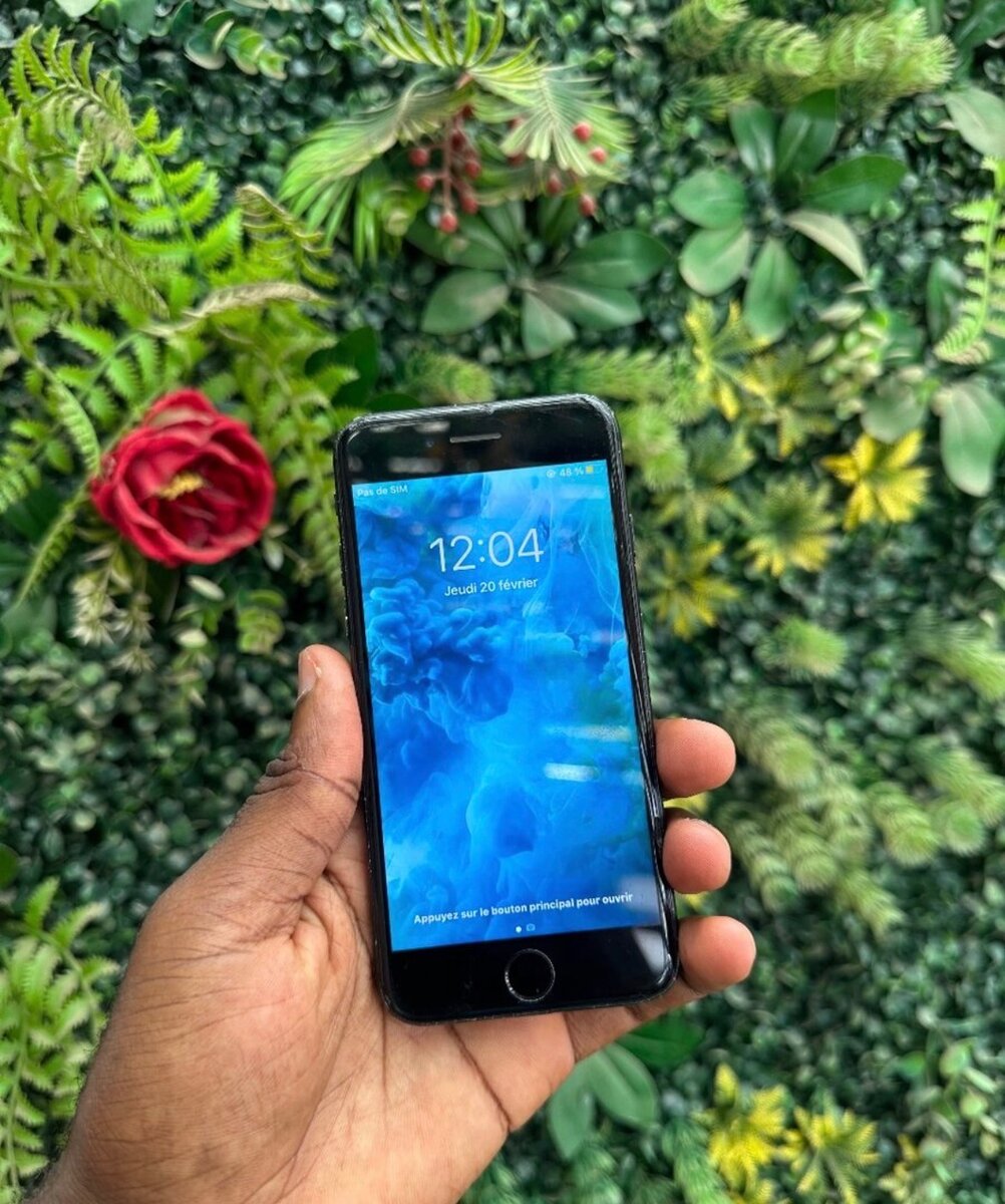 iPhone Noir 32GB Déverrouillé