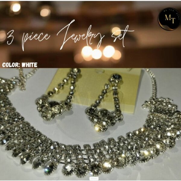 Necklace with ear rings.