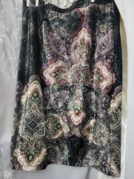 Костюм помбархат, натур, Турци