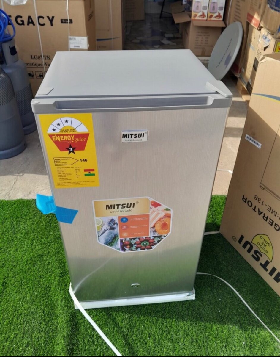 Mitsui table top fridge